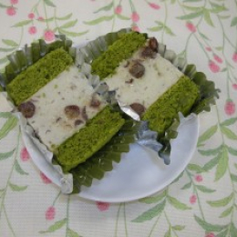 抹茶ババロアカステラサンド